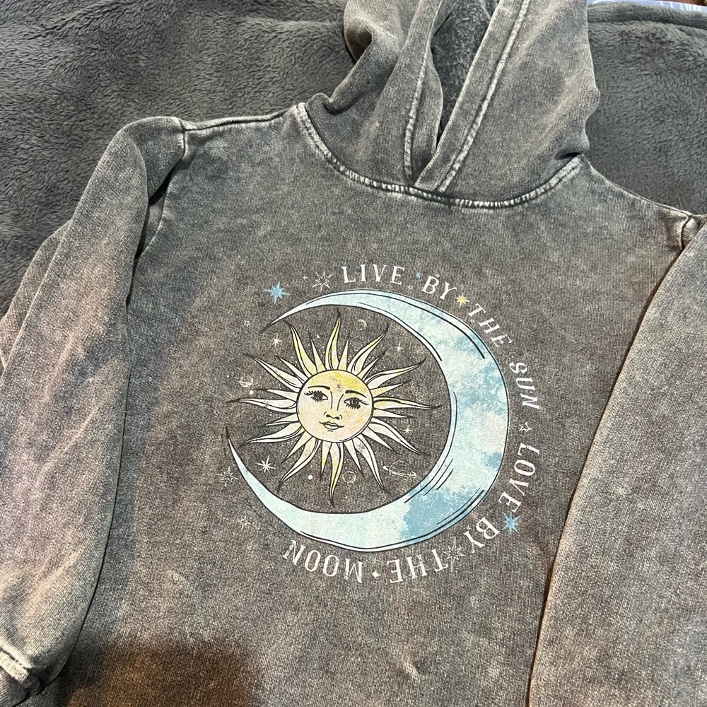 Sun & moon hoodie size 7/8 (small)